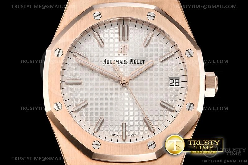 AP0629B – Royal Oak 41mm