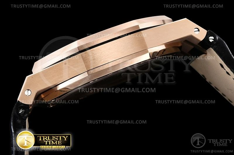 AP0629B – Royal Oak 41mm