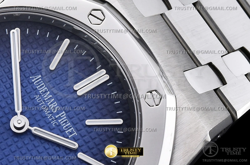 AP0733 – Royal Oak Jumbo 15202IP SS SS S-Blue ZF A2121