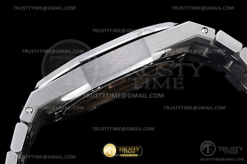 AP0733 – Royal Oak Jumbo 15202IP SS SS S-Blue ZF A2121
