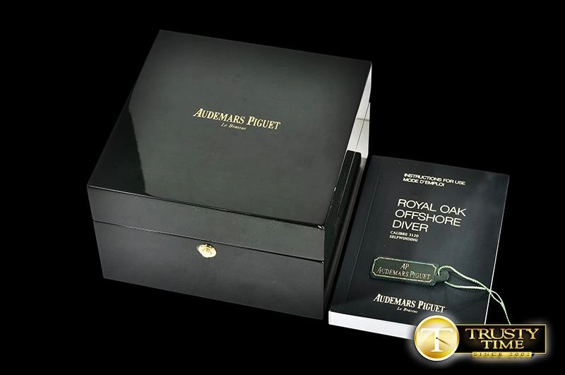 APBOX001 – Audemars Piguet Wooden Watch Box and Papers