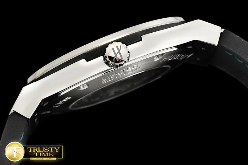 HUB0385B – Classic Fusion Berluti