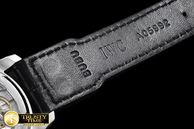 IWC0433A – Big Pilot Annual