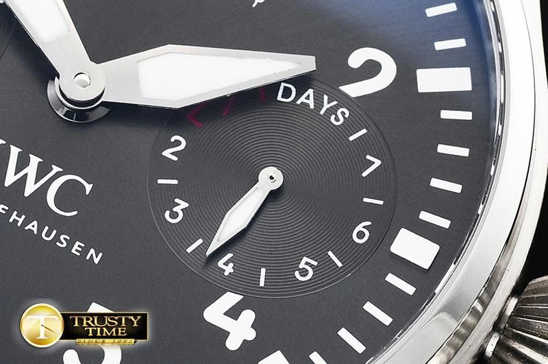 IWC0433B – Big Pilot Annual