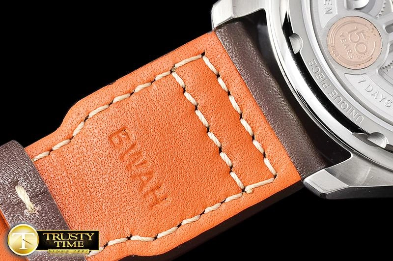 IWC0433B – Big Pilot Annual