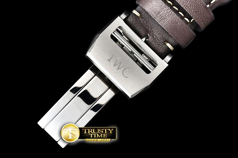 IWC0433B – Big Pilot Annual