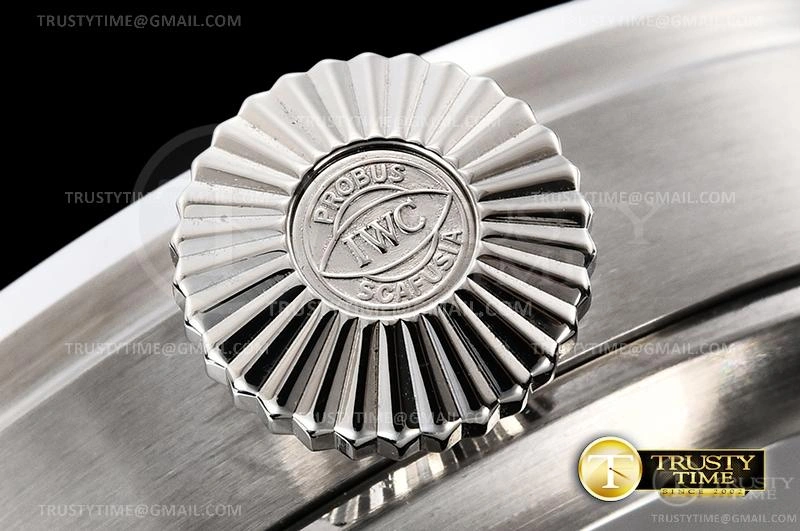 IWC0473 – Big Pilot London