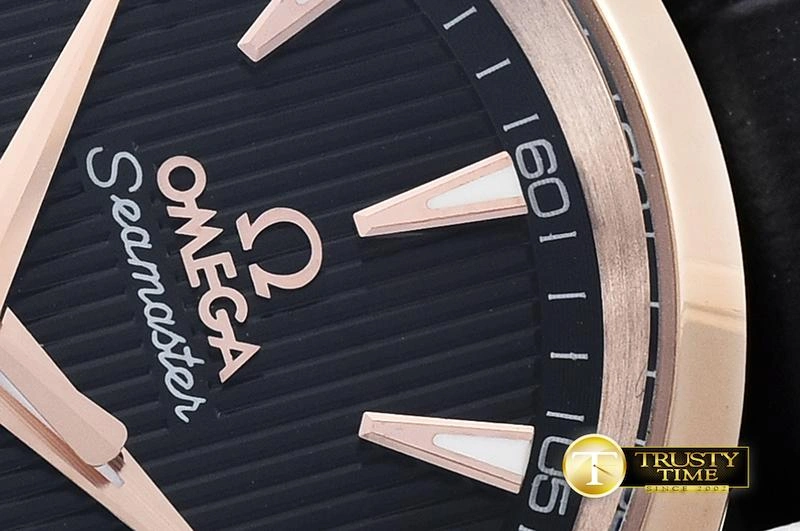 OMG0464F – Aqua Terra 38mm