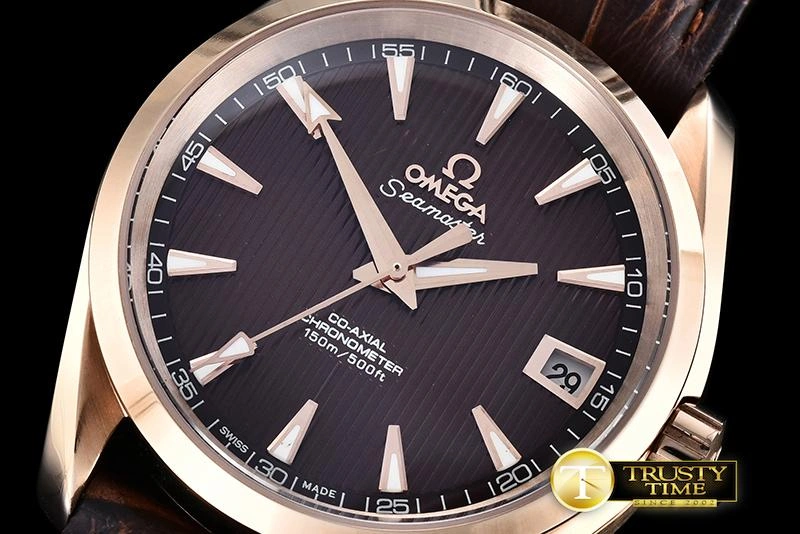 OMG0464G – Aqua Terra 38mm