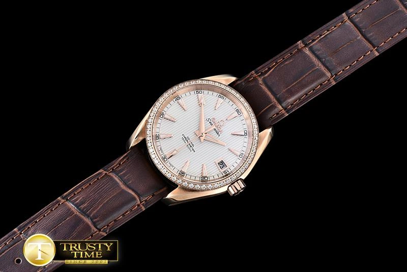 OMG0464H – Aqua Terra 38mm