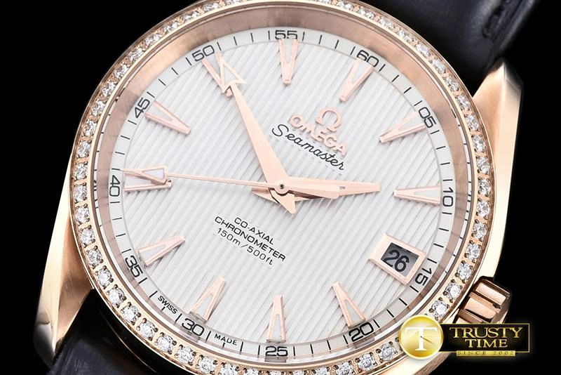 OMG0464M – Aqua Terra 38mm