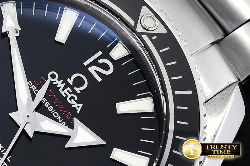 OMG0593 – Planet Ocean Liquid