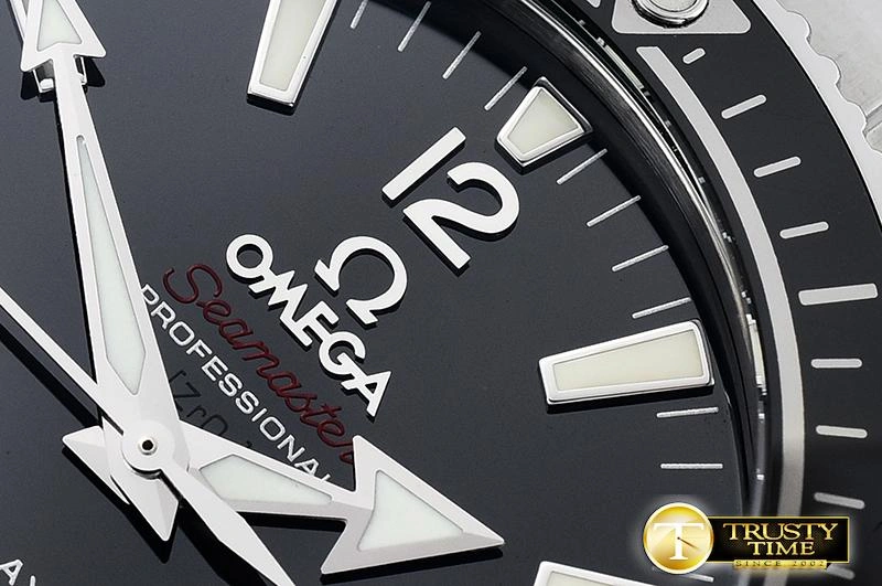 OMG0593 – Planet Ocean Liquid