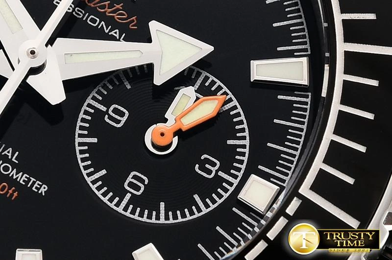 OMG0625A – Planet Ocean Chrono