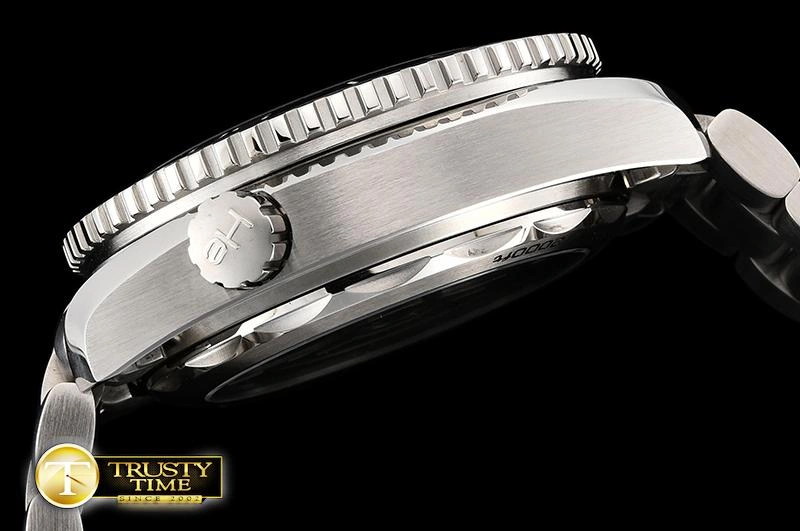 OMG0625B – Planet Ocean Chrono