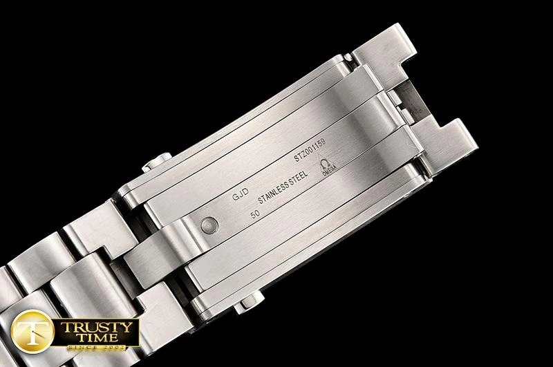 OMG0625C – Planet Ocean Chrono