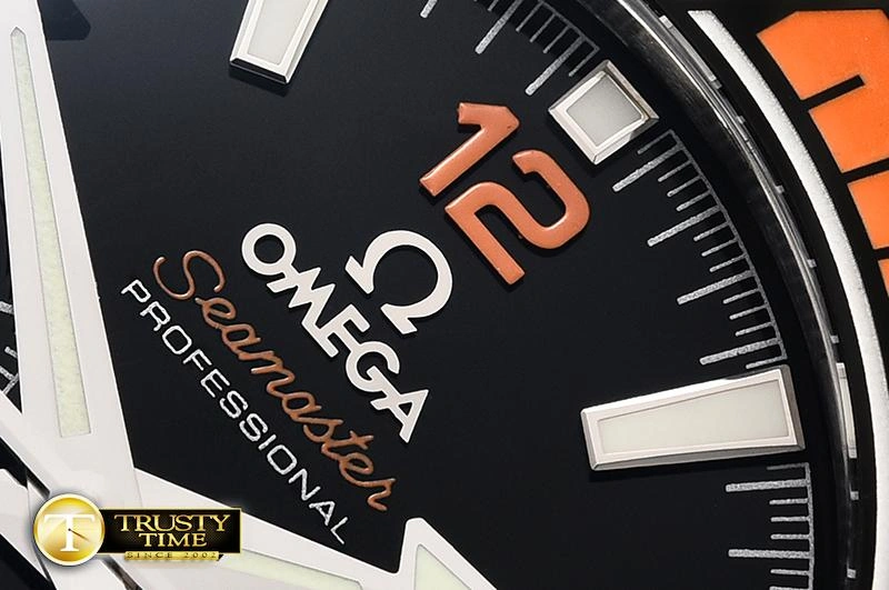 OMG0625D -Planet Ocean Chrono