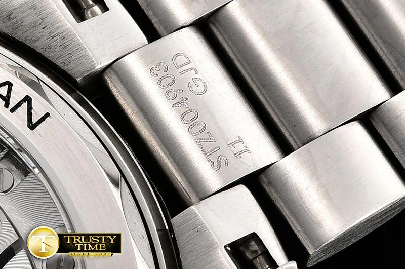 OMG0625D -Planet Ocean Chrono