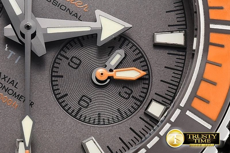 OMG0625E – Planet Ocean Chrono