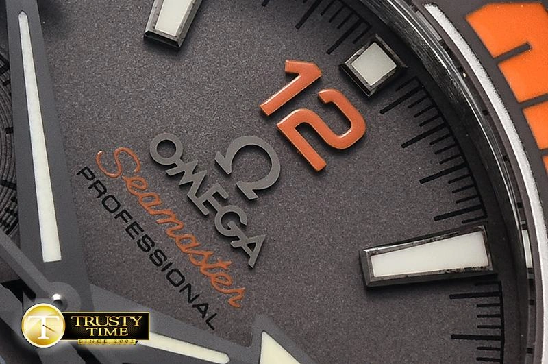 OMG0625E – Planet Ocean Chrono