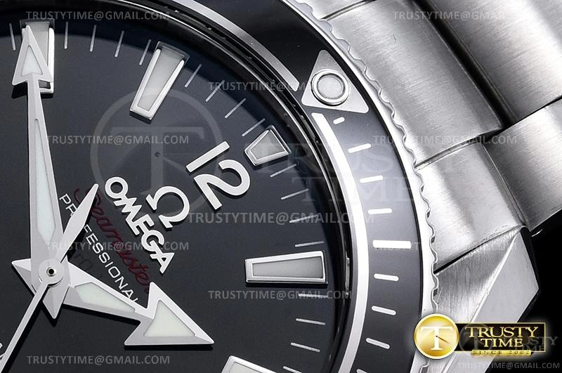 OMG0654 – Planet Ocean 42mm