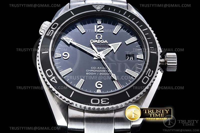 OMG0654 – Planet Ocean 42mm