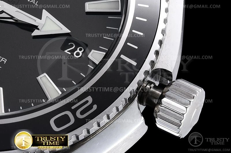 OMG0654 – Planet Ocean 42mm