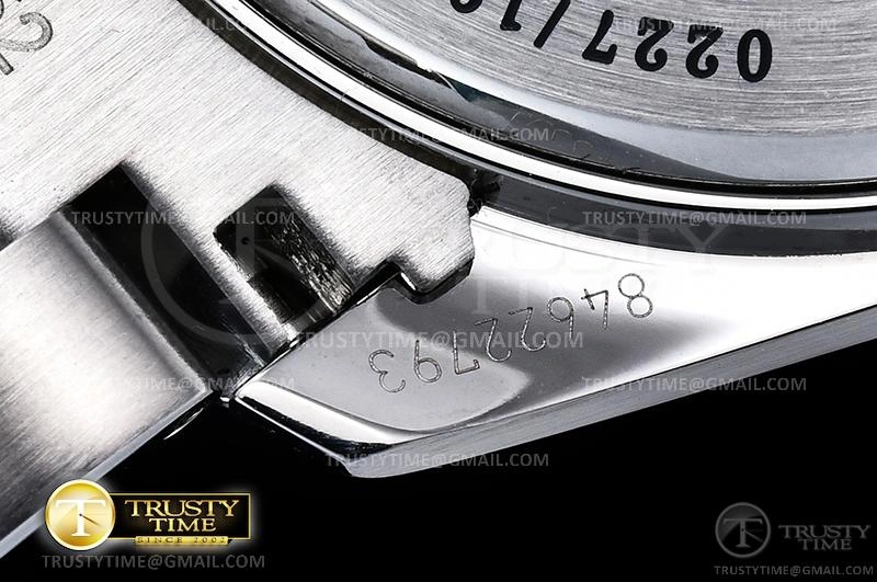 OMG0654 – Planet Ocean 42mm