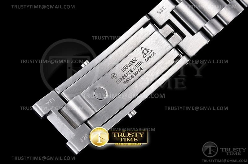 OMG0654 – Planet Ocean 42mm