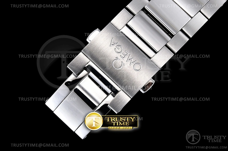 OMG0687A – Aqua Terra 150m GMT Worldtimer 43mm SS SS VSF A8938