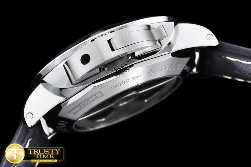 PN359RLE2 -PAM359 1950 3 Days