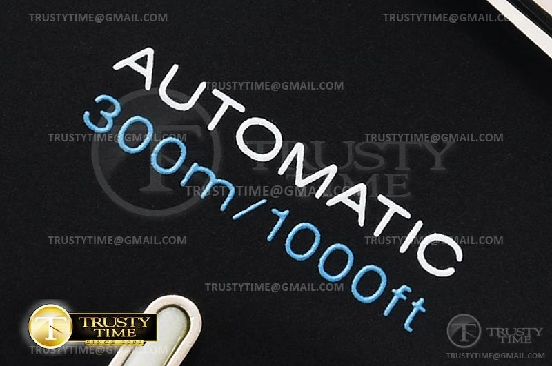 PN683RU1 – PAM683 Submersible 42mm