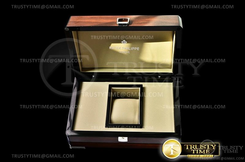 MaikeSneakers PPBOX001 – Patek Phillipe Boxset 2019