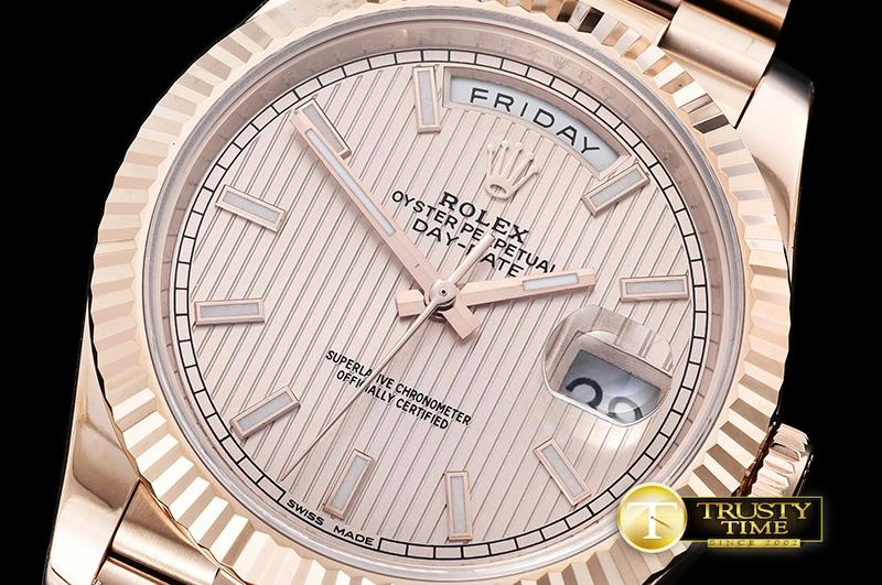 RDD0208D – DayDate 40mm