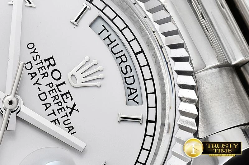 RDD0215B – DayDate 36mm