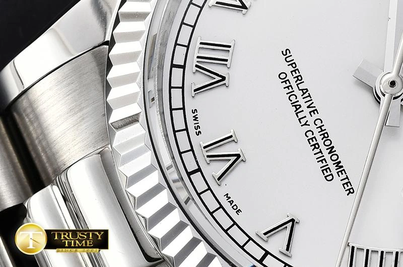 RDD0215B – DayDate 36mm