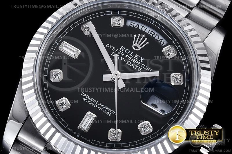 RDD0220E – DayDate 36mm