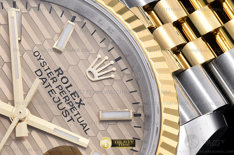 Cheap RDJ0450A – DJ 36mm Jub Flt 904L YG SS P-Gold Stk VSF VS3235