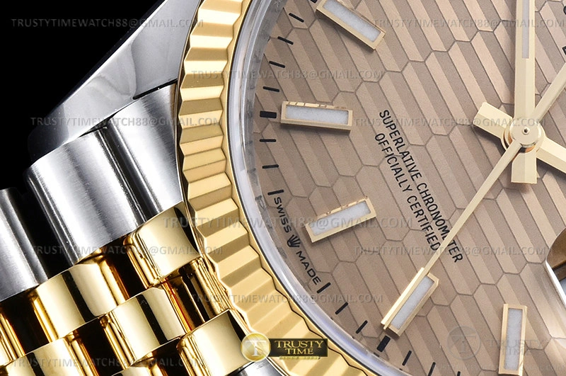 Cheap RDJ0450A – DJ 36mm Jub Flt 904L YG SS P-Gold Stk VSF VS3235