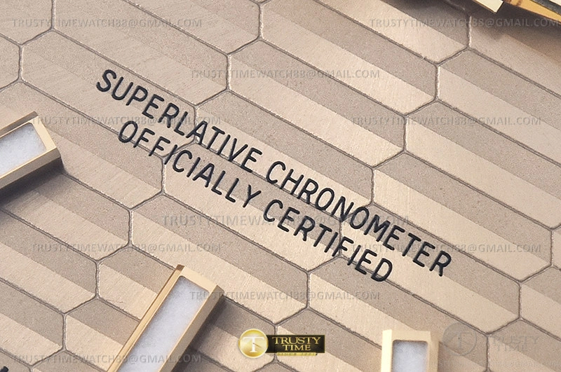 Cheap RDJ0450A – DJ 36mm Jub Flt 904L YG SS P-Gold Stk VSF VS3235