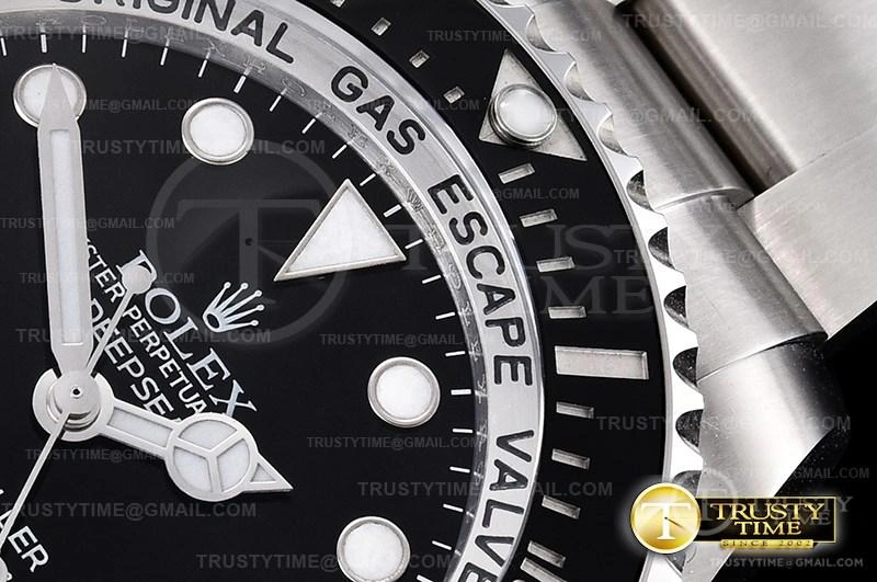 ROLSD093 – Deep Sea Dweller Black