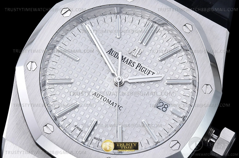 Royal Oak 15400 SS RU White APSF V3 A3120