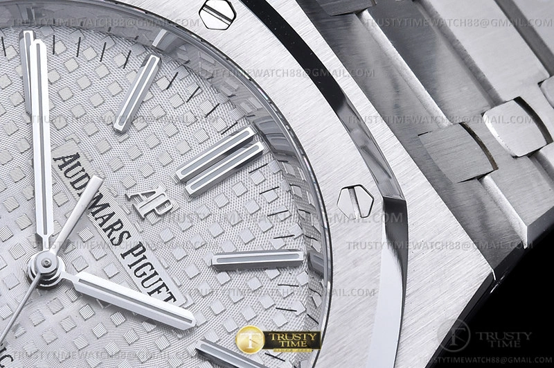 Royal Oak 15400 SS SS White APSF V3 A3120