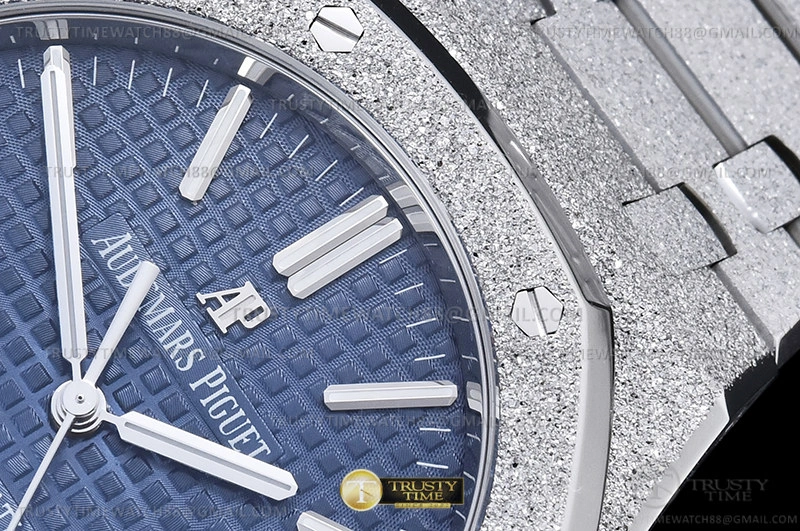 Royal Oak 15410 Frosted SS SS Blue ZF A3120