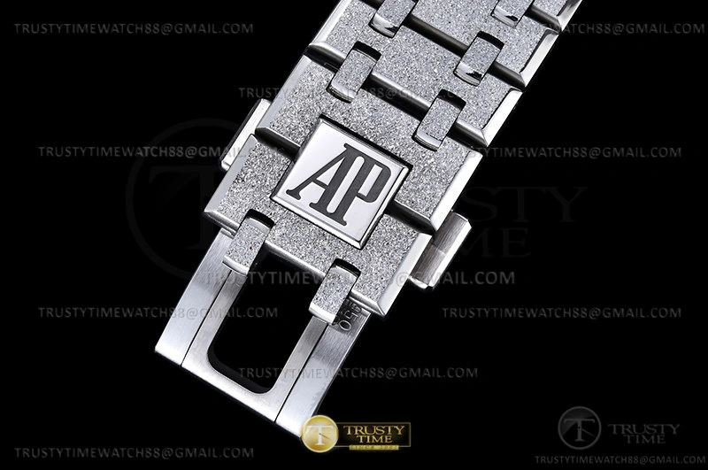 Royal Oak 15410 Frosted SS SS Blue ZF A3120