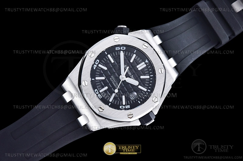 Affordable Royal Oak Offshore Diver 15703 SS RU Black APSF MY9015
