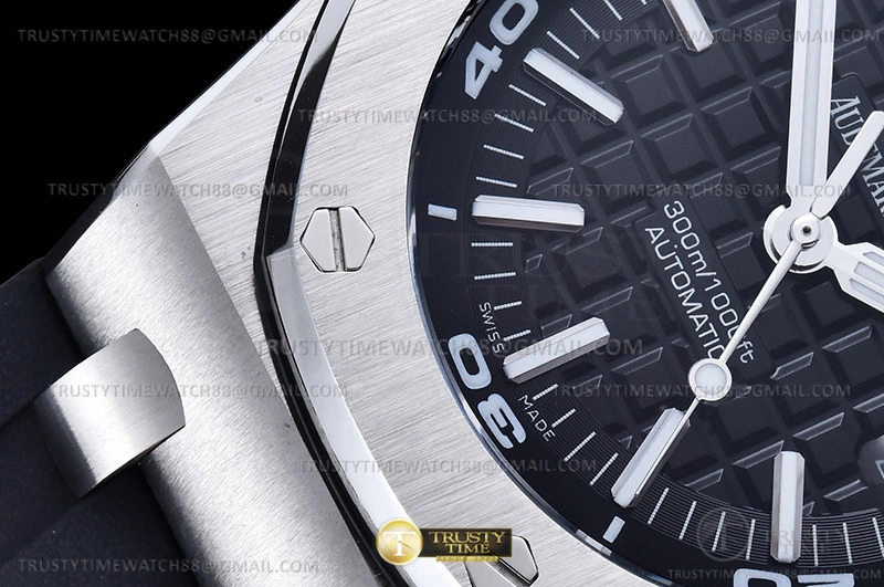 Affordable Royal Oak Offshore Diver 15703 SS RU Black APSF MY9015