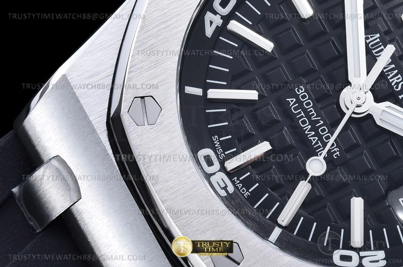 Royal Oak Offshore Diver 15703 SS RU ZF V2 A3120