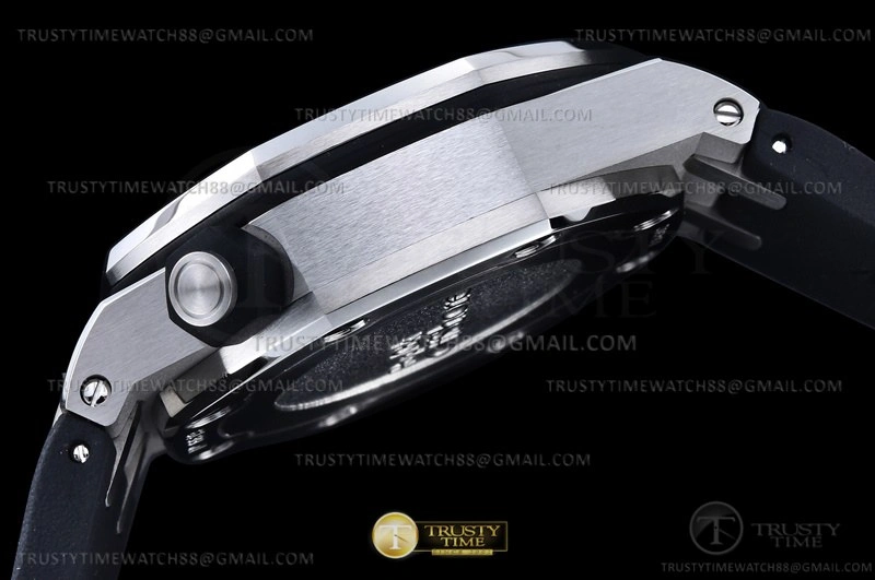 Royal Oak Offshore Diver 15703 SS RU ZF V2 A3120