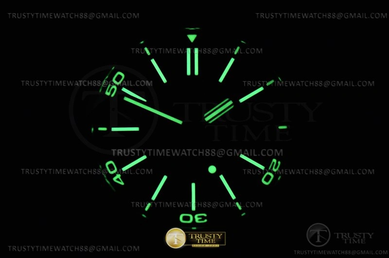 Royal Oak Offshore Diver 15703 SS RU ZF V2 A3120